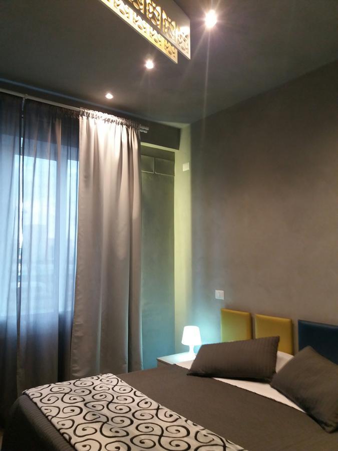 Maliziusella Hotel Napels Buitenkant foto